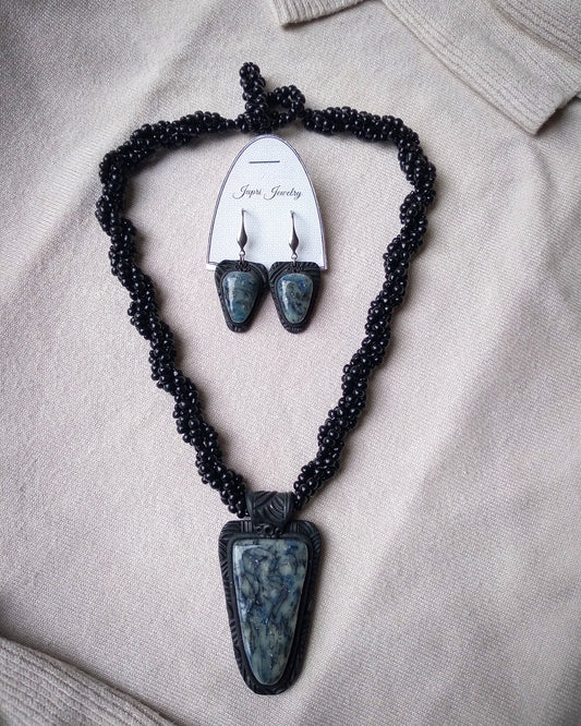 Beaded Black Spiral Necklace Set