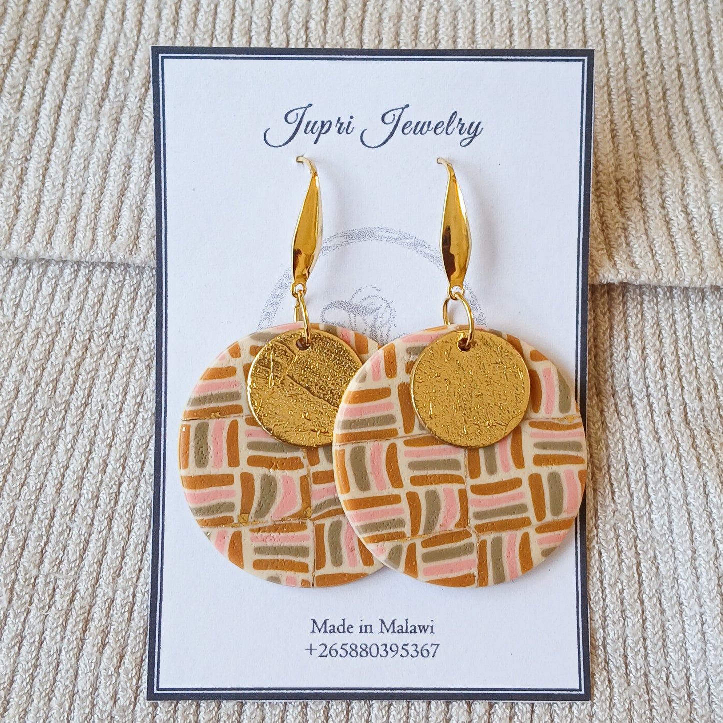 Round Basket Weave
